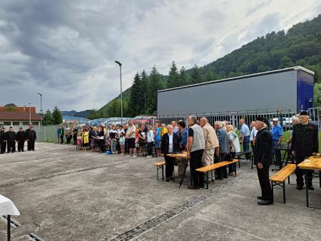 2-obiskovalci ob Rudarski himni